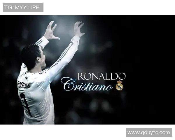 哪个足球明星戴耳钉