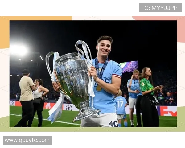 66号足球明星后卫的传奇之路与荣耀时刻回顾 66号足球明星后卫的传奇之路与荣耀时刻回顾