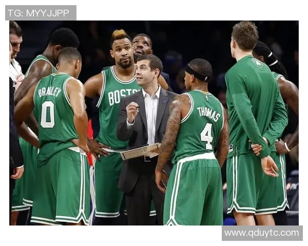 重庆篮球队战术解析与发展趋势探讨聚焦篮球运动的未来之路 重庆篮球队战术解析与发展趋势探讨聚焦篮球运动的未来之路