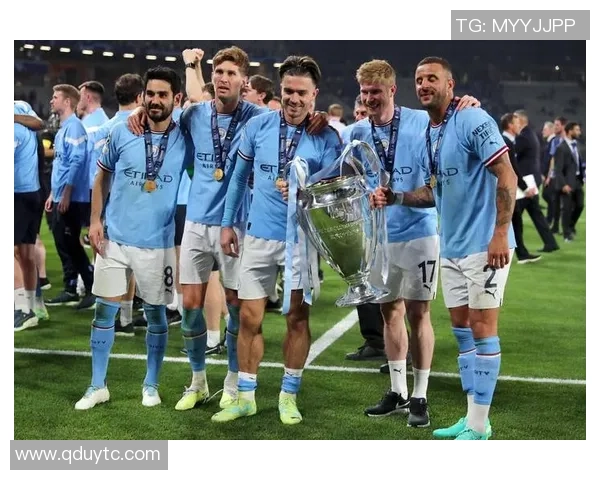 足球明星转会潮流解析与背后故事揭秘